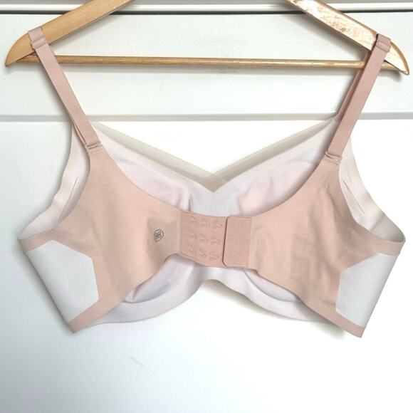 Honeylove CrossOver Wireless Bra Womens Size 2X / 42 C/D Color Sand - Picture 3 of 7
